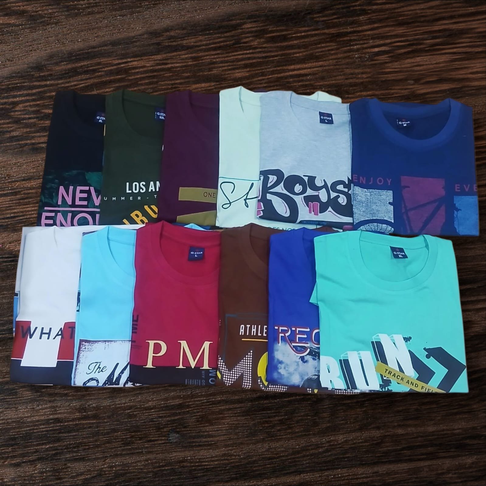 12 pcs Men's Lightweight T-Shirt M - XXL