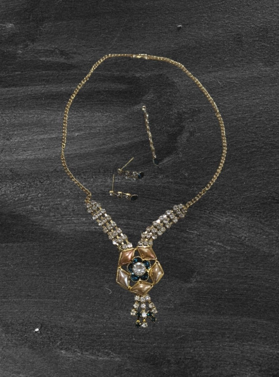 Necklace With Earrings Set Fancy Accessories