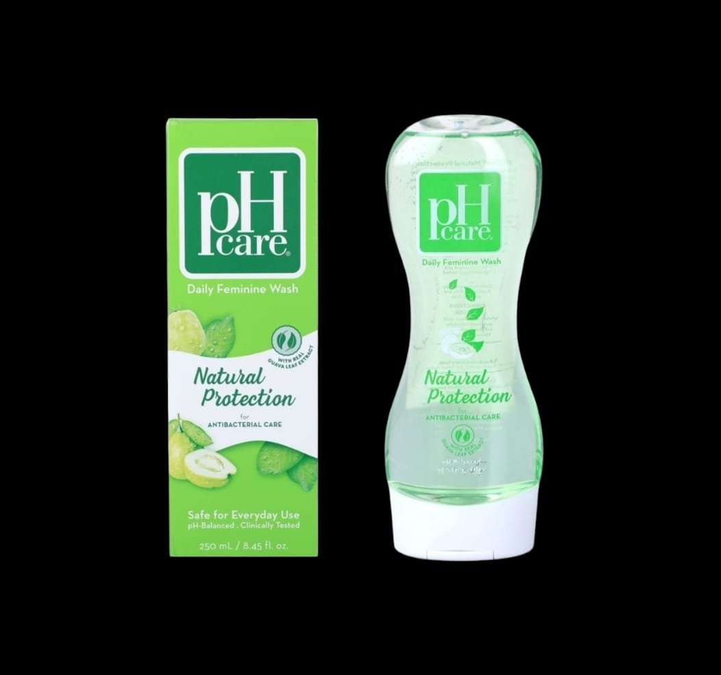 Ph Care Daily Feminine Wash Natural Protection 250 ml. ( RM )