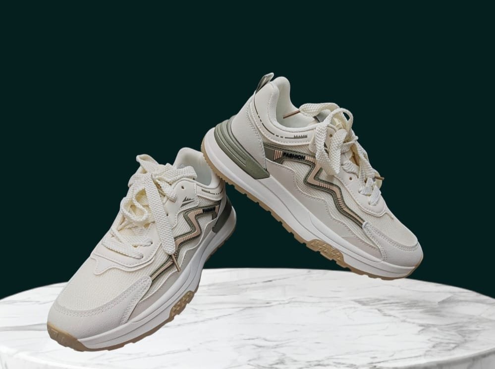 1 Pair Men's Casual Lace Up All Season Sports Sneakers CH2536 ( NC)